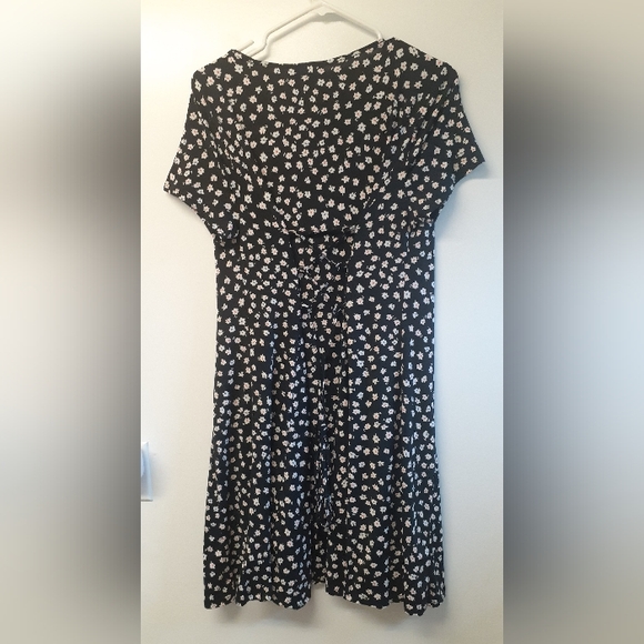 NWT black flowy George brand dress - size large - Picture 3 of 6